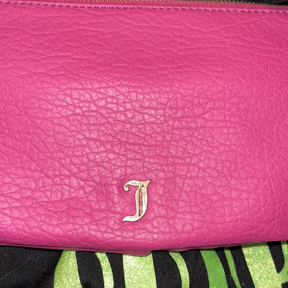 - JUICY COUTURE Hot PINK Wristlet/ - Picture 8 of 8